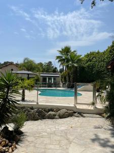 Magnifique villa avec piscine proche Nice, Cannes