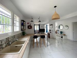 Villa Magnifique villa avec piscine 533 Boulevard Carrière Poissonnière 34750 Villeneuve-lès-Maguelone Languedoc-Roussillon