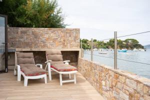 Magnifique villa bord de l'eau, terrasse, barbecue