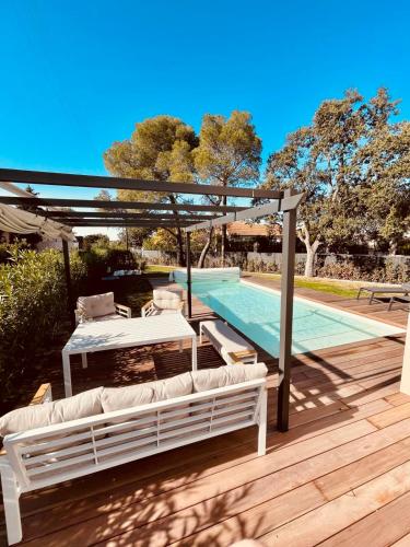 Magnifique Villa contemporaine climatisé piscine Ref Villa Notre Dame
