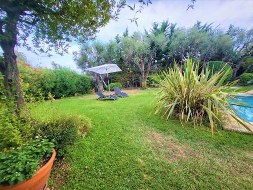 Magnifique villa en pierre avec jardin et piscine