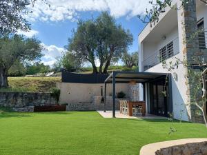 Villa Magnifique Villa moderne de 130m² à Opio-6 places 14 Chemin du Carentier 06650 Opio Provence-Alpes-Côte d\'Azur