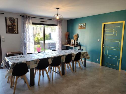 Magnifique Villa-SPA , Plage et Corniche de Sion à 100 m