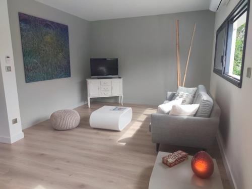 Magnifique villa sur jardin de ville et jacuzzi