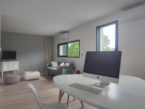 Magnifique villa sur jardin de ville et jacuzzi