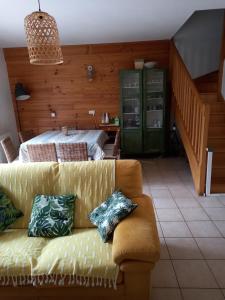 Maison 100m2, 3 chambres, jardin et piscine