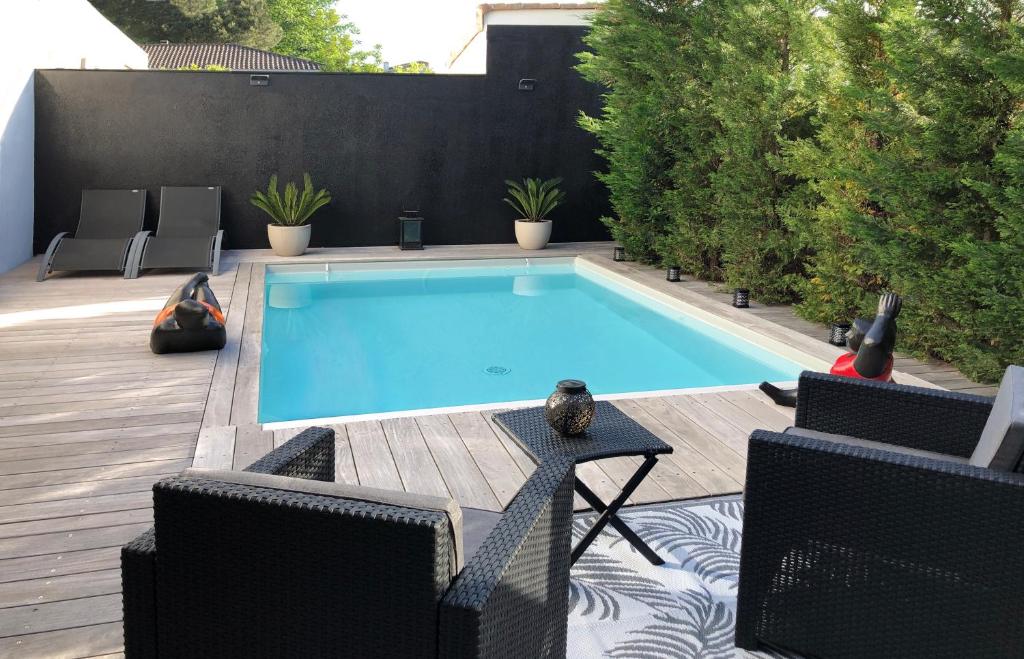Maison 100m2 avec piscine chauffée à Bordeaux Caudéran 68, Rue Jude, 33200 Bordeaux