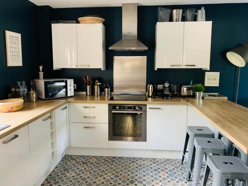 MAISON 4 CHAMBRES AVEC JARDIN & PARKING PRIVE