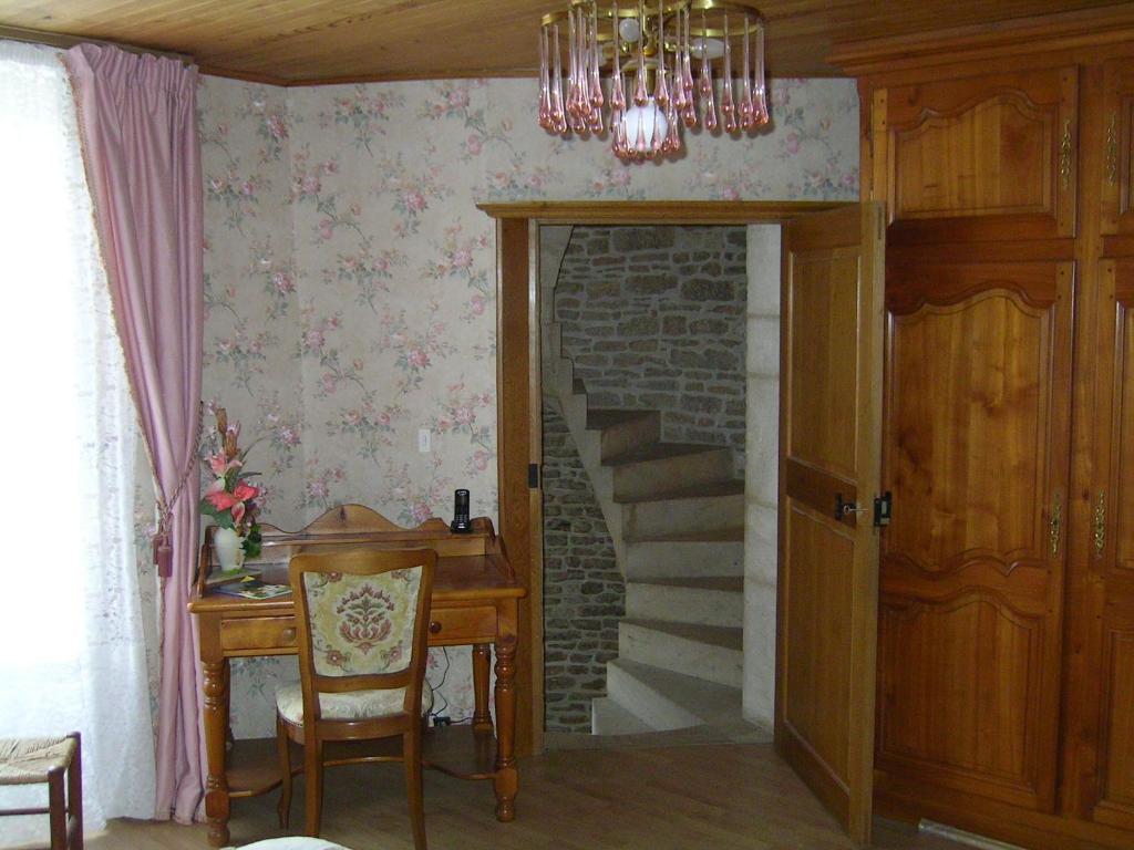 Maison 5 chambres et piscine 71850 Charnay-lès-Mâcon