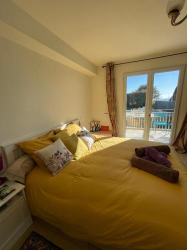 MAISON 5 CHAMBRES PISCINE