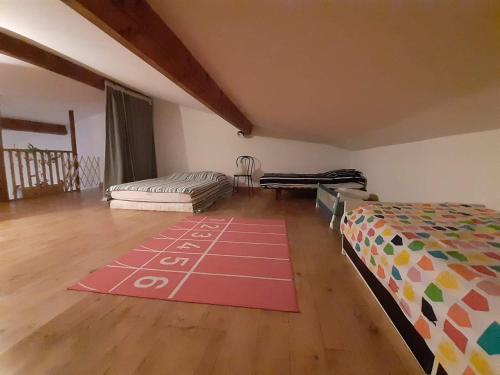 Maison 6 personnes sud de France , 18 km des plages