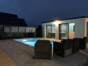 Maison 8 pers en bord de mer avec piscine chauffée toute l'année, spa et hamman