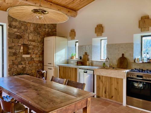 Maison à Aix en pce au pied de la Sainte Victoire