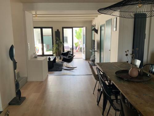Maison Aristide : rétaise en plein cœur du Bois Plage