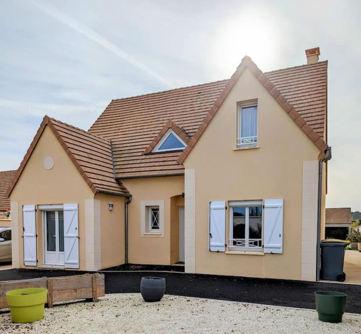 Villa Maison au calme entre Paris et Normandie 21 Rue Bourgeoise 78790 Arnouville-lès-Mantes