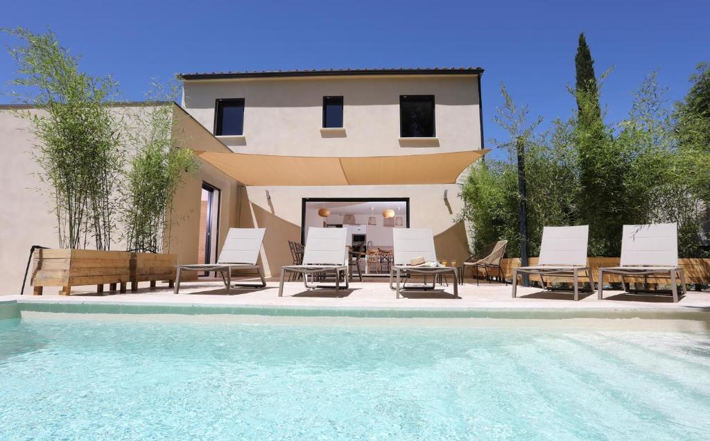 Maison au calme entre Paris et Normandie 78790 Arnouville-lès-Mantes