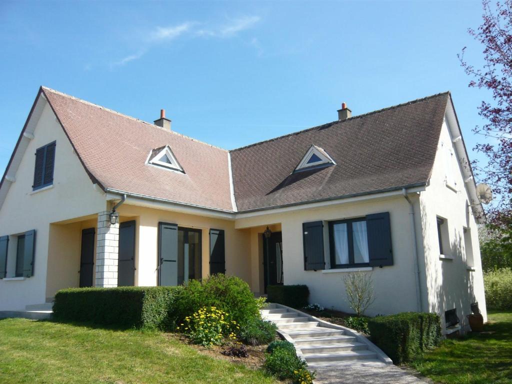 Maison avec jardin, WIFI, à 50m de la plage à TREGASTEL Ref-195