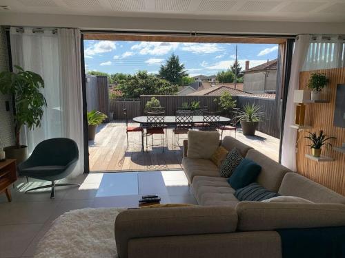 Maison avec piscine à 10 min du centre de Bordeaux