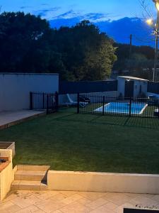 Maison avec piscine dans un magnifique village