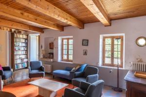 MAISON AVEC PISCINE - PROCHE AVIGNON - WiFI GRATUIT