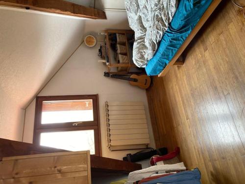 Maison chaleureuse, spacieuse à 20 min des pistes