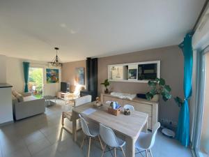 Maison dans jolie coproprieté