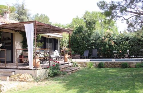 Maison dans un quartier calme a Lourmarin