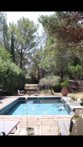 Maison dans un quartier calme a Lourmarin