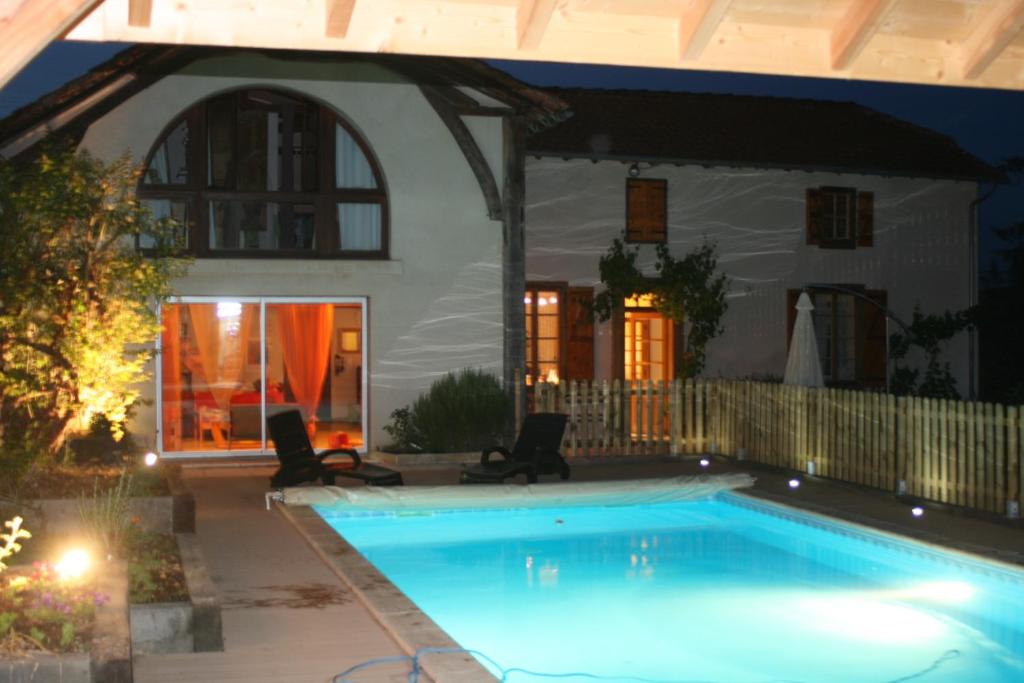 Villa maison de charme, pyrénées, jardin, piscine 50 Rue des Écoles 65350 Pouyastruc