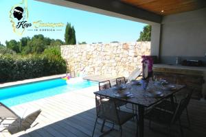 Villa Maison de vacances T3 piscine jacuzzi privée 5 min Mer Suvera Torta 20144 Sainte-Lucie-de-Porto-Vecchio Corse