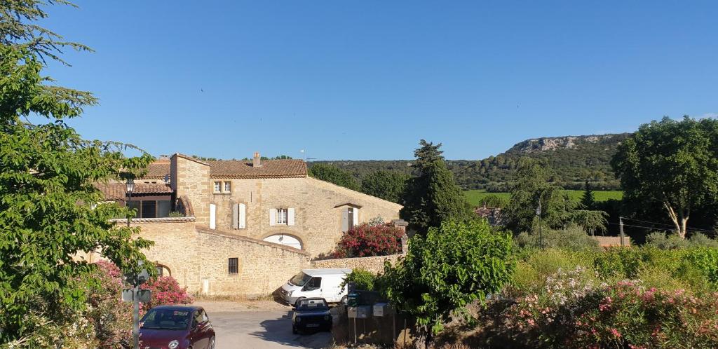 Villa Maison de village de charme XVIIe avec piscine 44 Rue des Amoureux 30210 Saint-Bonnet-du-Gard