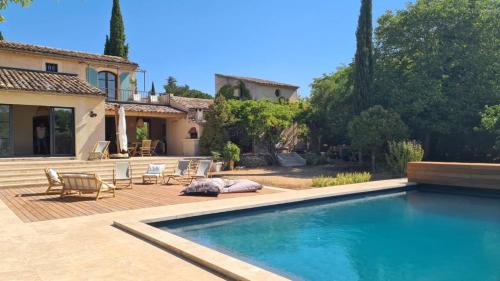 Maison ELLA