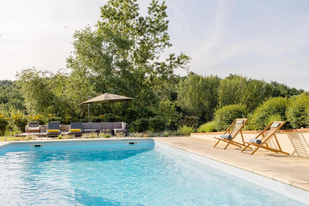 Maison Kalia Piscine privée cuisine d'été salon vidéo et appareils de fitness lieu dit Laumont, 82120 Puygaillard