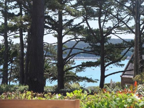 Maison lumineuse 2mn plage et village de Morgat
