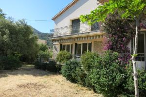 Villa Maison lumineuse et spacieuse avec jardin arboré 2 Chemin de Sainte Cécile 83160 La Valette-du-Var Provence-Alpes-Côte d\'Azur