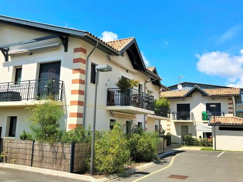 maison mitoyenne moderne quartier aiguillon RESIDENCE 7