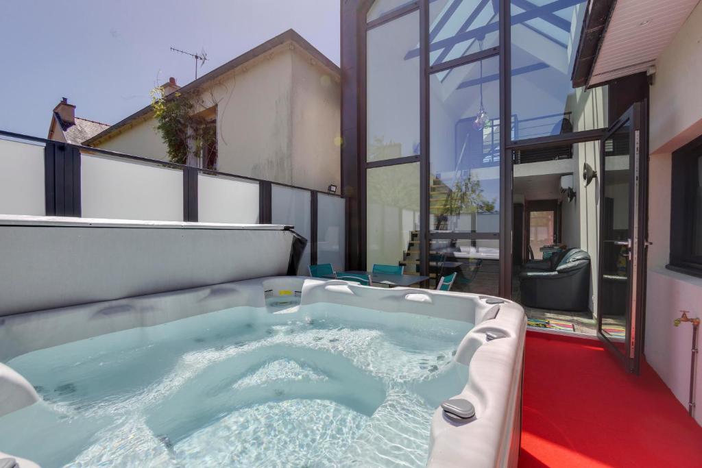 Maison mitoyenne proche de la plage