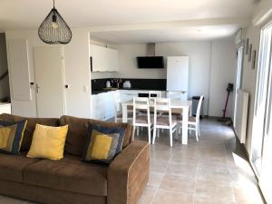 maison mitoyenne tout confort ESTRELLA