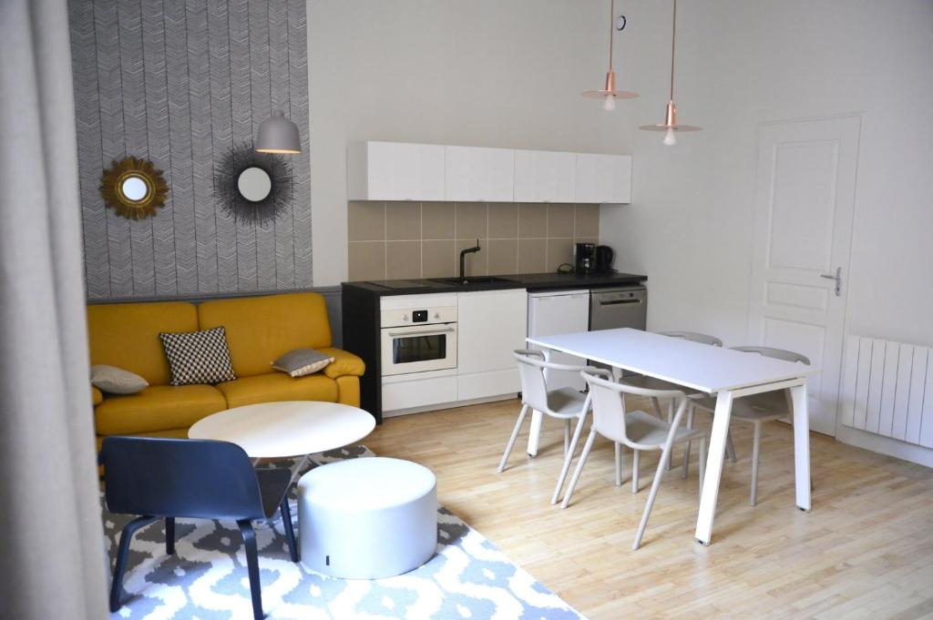 Maison moderne à la campagne