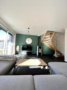 Maison moderne * Emplacement idéal * Vue montagne