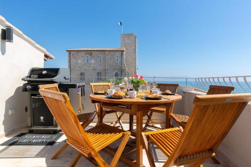 MAISON PICASSO