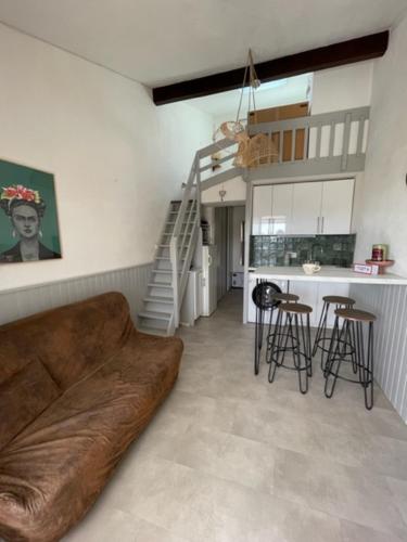 Maison pour 4 avec piscine 800 m Plage 4EV2PAV39