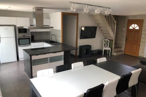 Maison privative 5 Ch. 12 Pers. Piscine chauffée