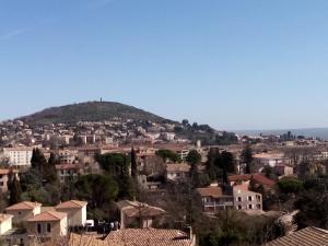 Villa Maison spacieuse sur les hauteurs de Manosque 318 Montée des Bassins 04100 Manosque Provence-Alpes-Côte d\'Azur