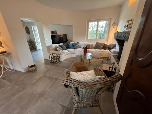 Maison sur le Golf de Beauvallon, 500m de la mer