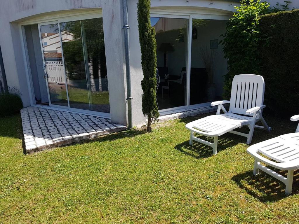 Maison Zola bassin/parking au coeur du centre 84800 LʼIsle-sur-la-Sorgue