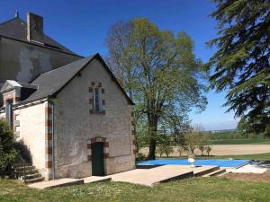 Villa Majestic villa in Cussay with swimming pool  37240 Cussay Région Centre