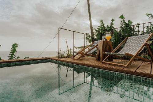 Mango House