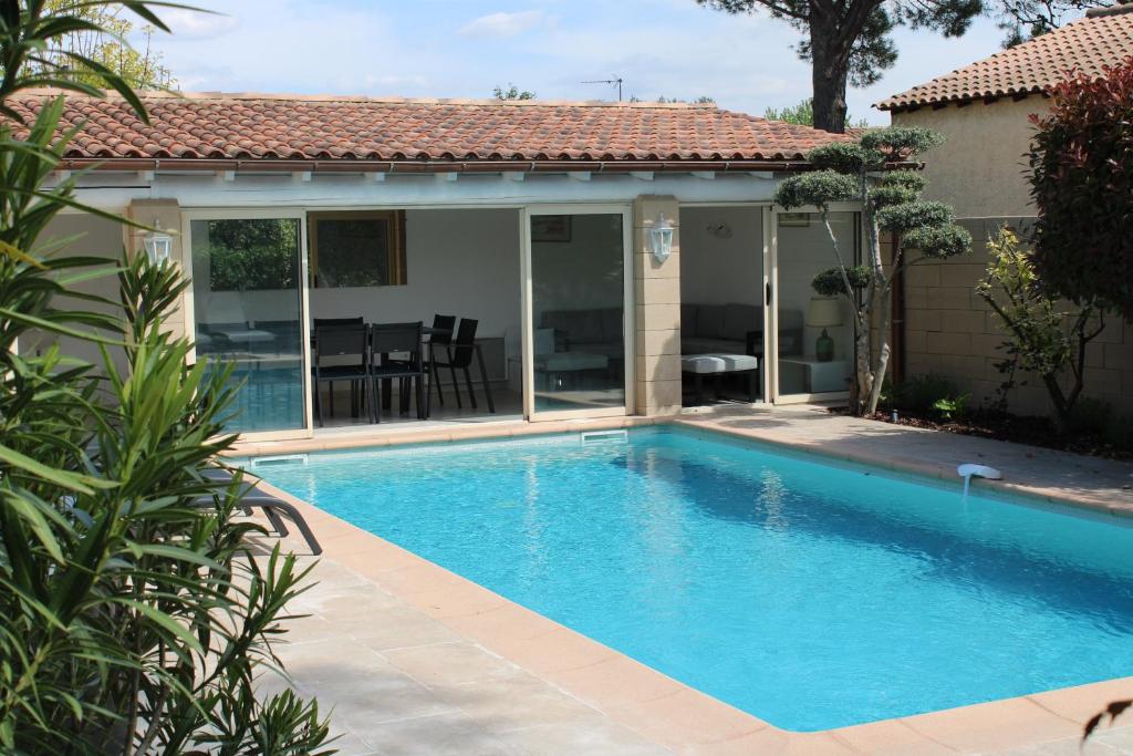 Villa Mas Aixela 147 Chemin du Vallat Neuf 13940 Mollégès