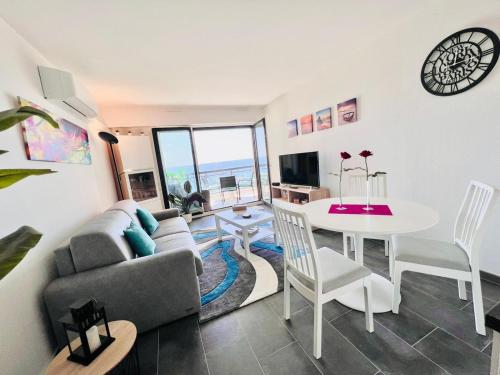 Appartement VILLA MAUPASSANT BORD DE MER 8 Rue de la Verrerie Cannes